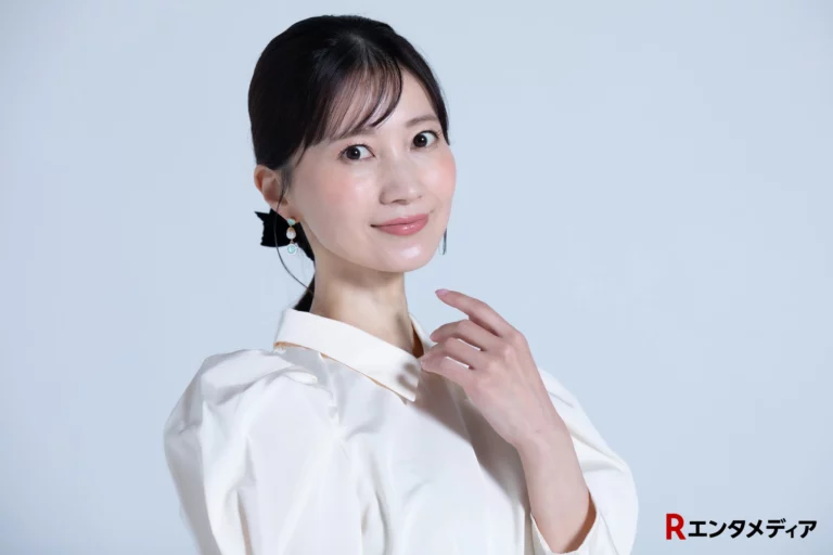 宝塚退団後ミュージカル初共演！柚希礼音＆夢咲ねねインタビュー記事内の7枚中9番目の写真