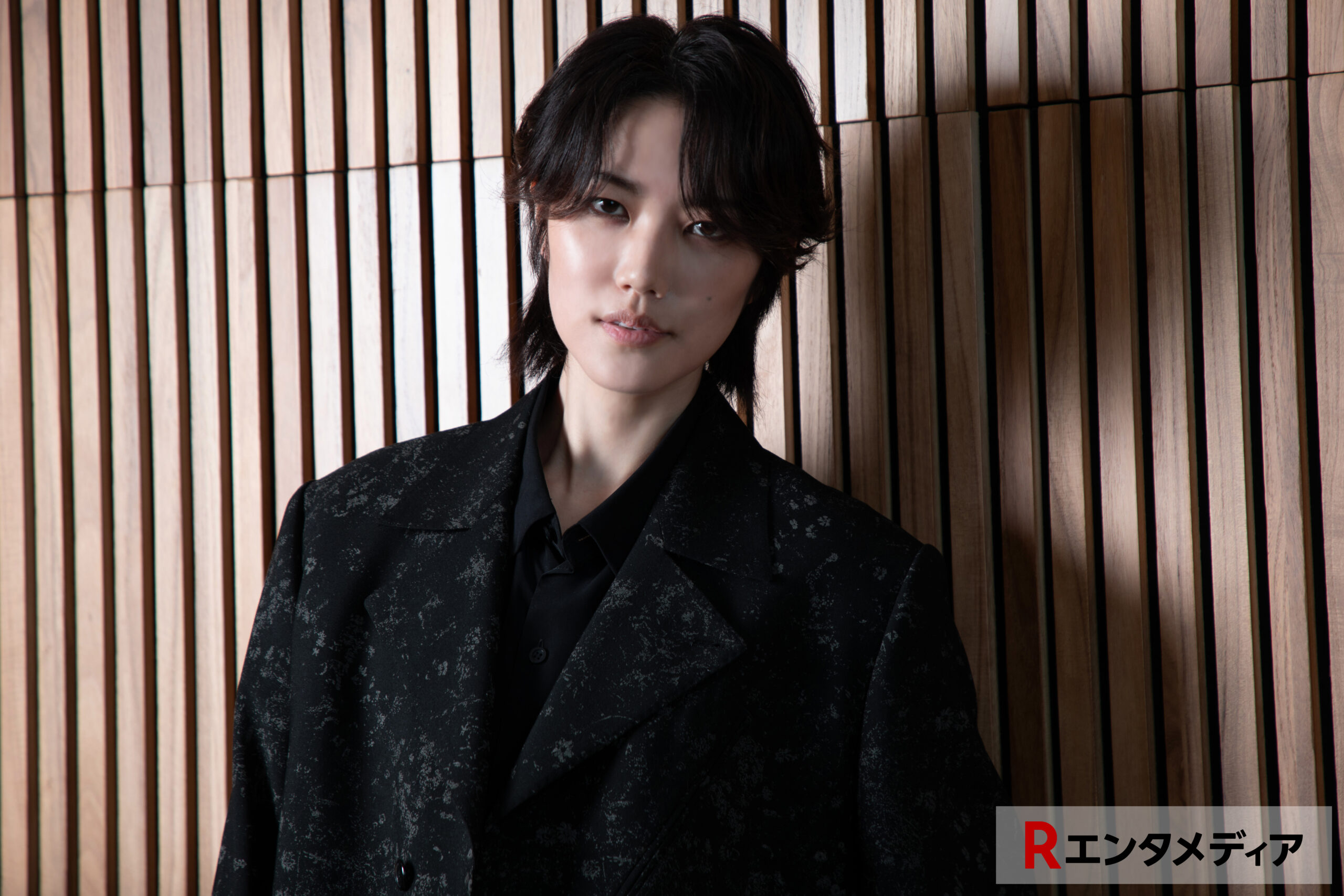 七海ひろきインタビュー：ライブツアー『One-man LIVE773“Crystal”』への思い