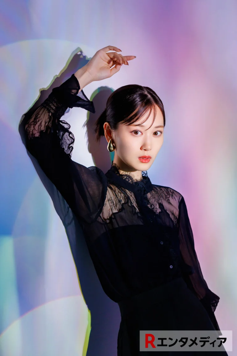 “感情を出せない主人公”とどう向き合った？ 山下美月、連ドラ単独初主演作を語る記事内の8枚中12番目の写真