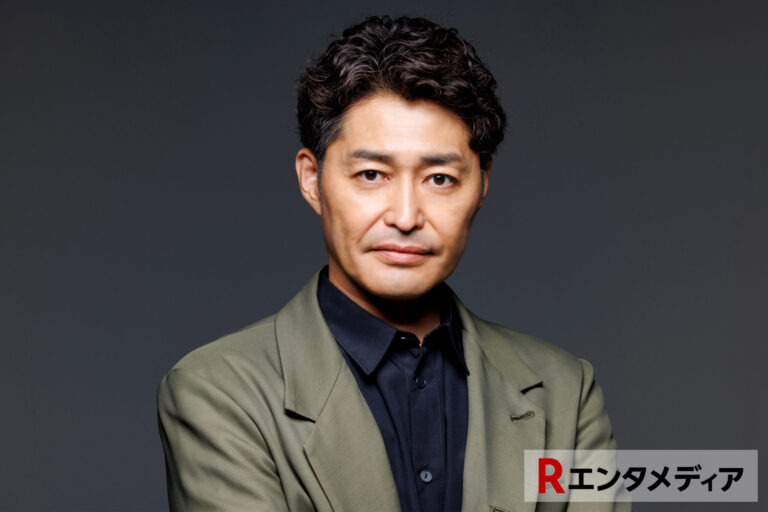 安田顕×水上恒司インタビュー：『連続ドラマＷ　怪物』で人間の“狂気”に迫る記事内の8枚中11番目の写真